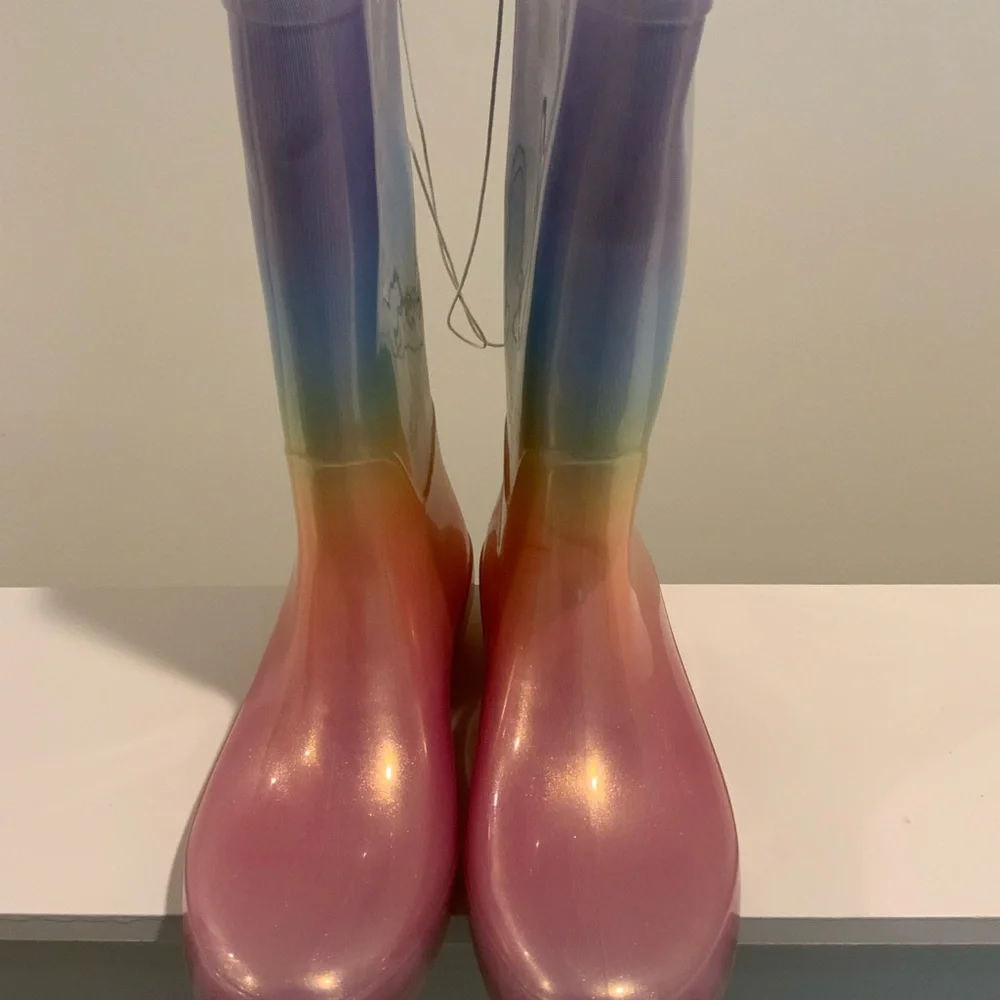 Cat & Jack Kids Rainbow Rain Boots